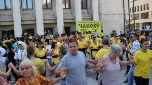 Чановете стават на шест