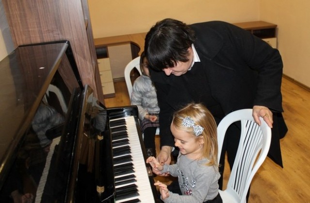 Центърът за музикално и естетическо възпитание в Царево започва новата година