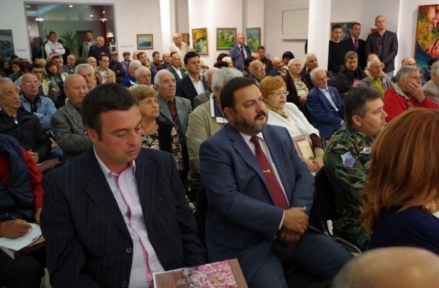 Изграждат паметник с „Велик е нашият войник