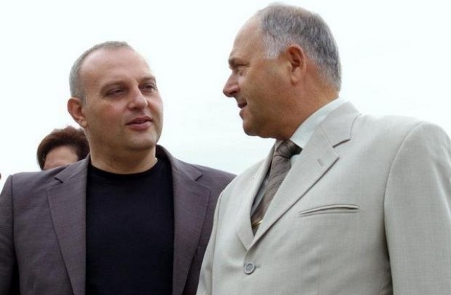 Стига вече „взел Кольо-дал Кольо”