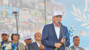 ЦИК Кой уши байрака на турски не е нарушение