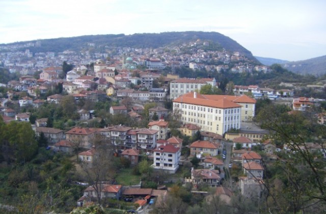 Средиземноморски циклон сваля температурите до 5°