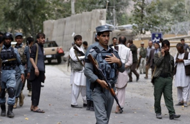 Талибаните поеха отговорност за двоен атентат в Кабул