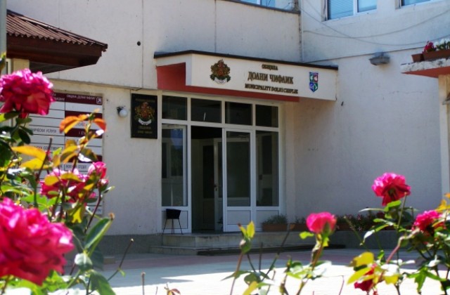 Кметът на Долни чифлик подписа меморандум за укрепване на православието
