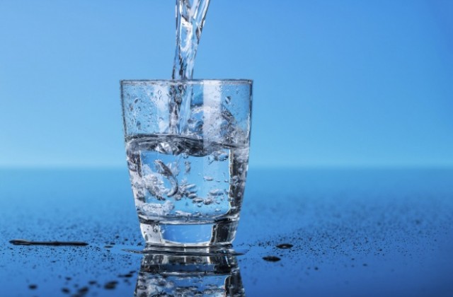 Авария спря водата в част от Шумен