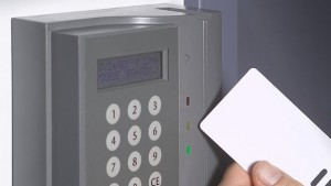 Картите за достъп до офисите могат лесно да бъдат хакнати