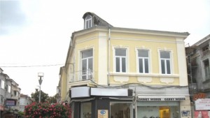 Започна обновяването на сгради паметници на културата три са вече