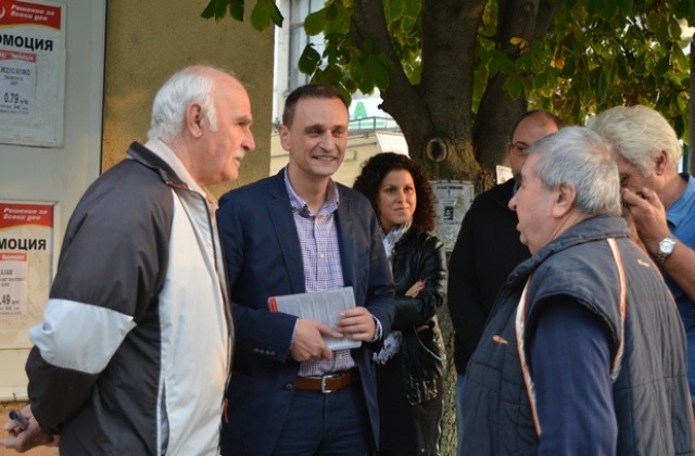 Валентин Ламбев с решение за гонките в Чолаковци: легнали полицаи и осветление на пътя до квартала