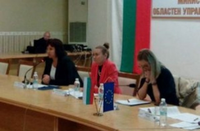 Деница Николова се запозна с напредъка на проектите по ОП „Регионално развитие