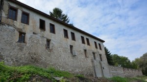 Руши се манастирът Свети Георги край Белащица СНИМКИ