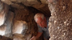 Кости от гробницата на остров Свети Иван изпратени в Оксфорд