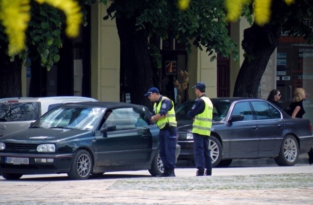 Полицията атакува с нощна акция гонките в Пловдив
