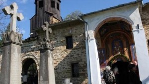 Плевенска филхармония свири за 180годишнината на храм Св Параскева в