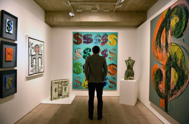 На борба с фалшификатите: маркират картини с ДНК на художници