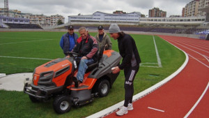 Нова модерна техника ще обслужва стадион Ивайло
