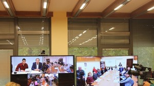 Обсъдиха инвестиционни намерения чрез видеоконферентна връзка