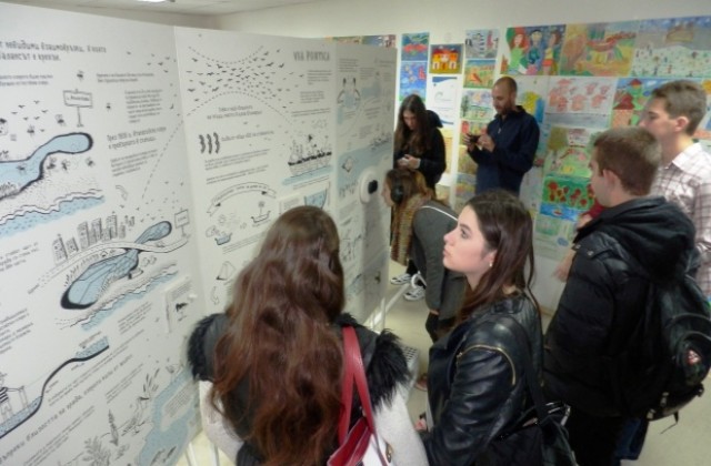 Интерактивна изложба СимБиотично гостува във В. Търново