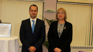 Цецка Цачева подкрепи Калин Каменов