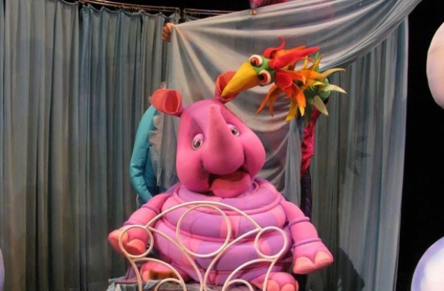 Добро утро, лека нощ! на сцената на Театър ВЕСЕЛ