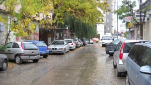 Варненска улица става като Венеция при силен дъжд СНИМКИ