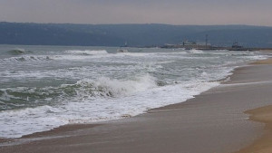 Няма опасност за екипажа на турския танкер бедстващ в Черно