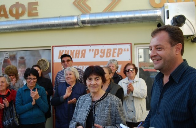 Два нови басейна ще има Велико Търново следващото лято