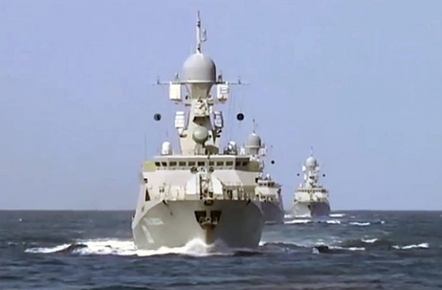 Руски десантен кораб е преминал през турските проливи към Средиземно море