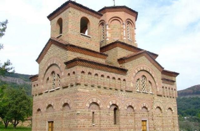 Църквата Св. Димитър отворена за посещения  от 22 октомври до 8 ноември