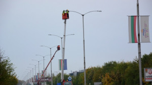 Започна вторият етап за обновяване на уличното осветление от летището