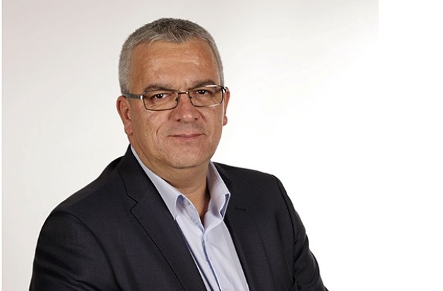 Николай Иванов кани врачани на концерт