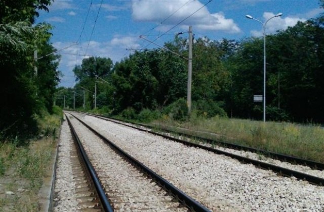 Временно затварят за ремонт жп прелеза до Университета