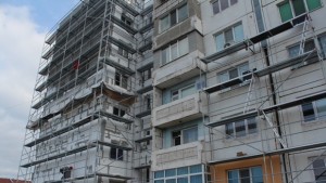 В Севлиево започва безплатното саниране на още два блока първият