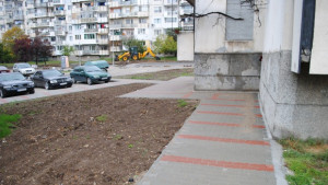 Продължава благоустрояването на квартал Бузлуджа