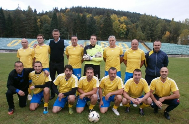 „Велбъжд елиминира „Марек при ветераните