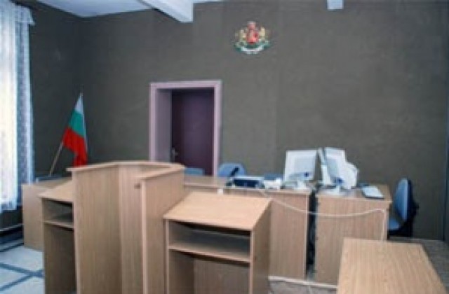 Крадец на църковна камбана ще лежи 8 месеца в затвора