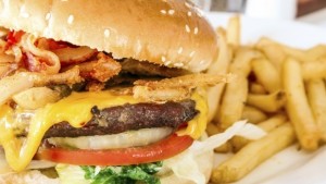 Хранителновкусовата промишленост Данък вредни храни е чудовищен