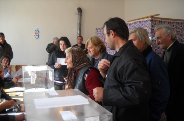 Избирателите в община Дупница са 42 230 души, кандидатите за кмет - 12