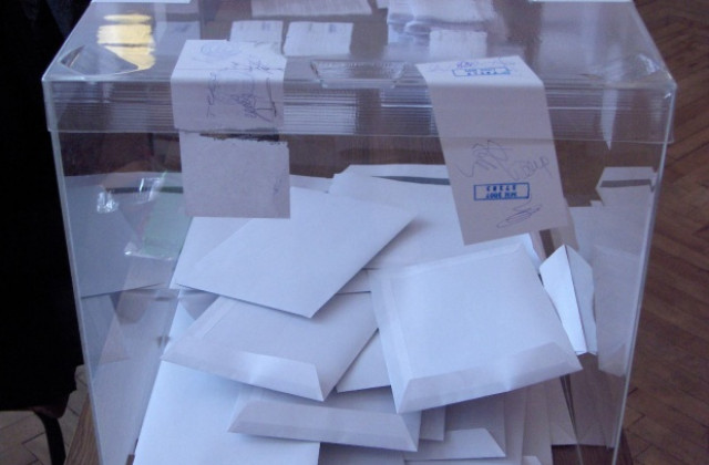 Без проблеми в изборния процес в Ямболско
