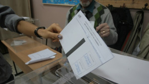 В Овча купел и Младост гласували в две кабини с