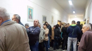 Сигнал за откъснати бюлетини в Павел баня