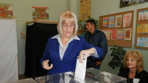 Цецка Цачева председател на Народното събрание Гласувах за новия Плевен