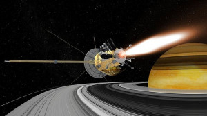 Касини ще премине през водния шлейф на Енцелад