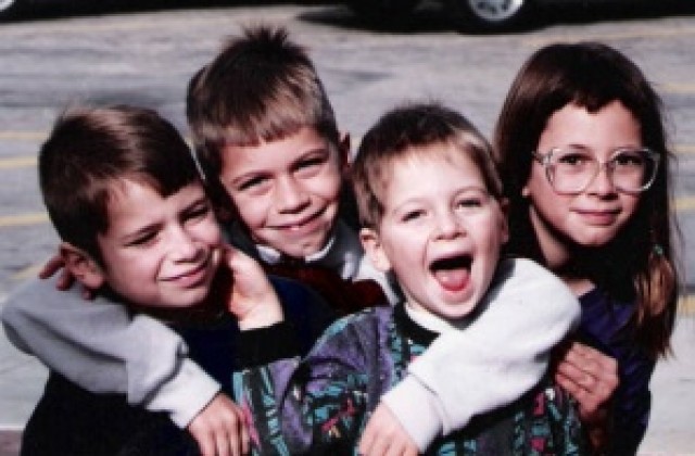 152 сигнала за деца в риск през септември