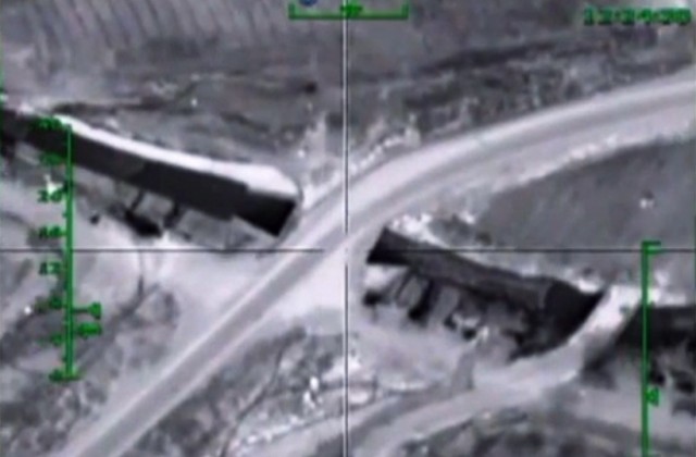 US полковник: Руснаците използват неуправляеми бомби в ударите по позиции на ислямисти в Сирия