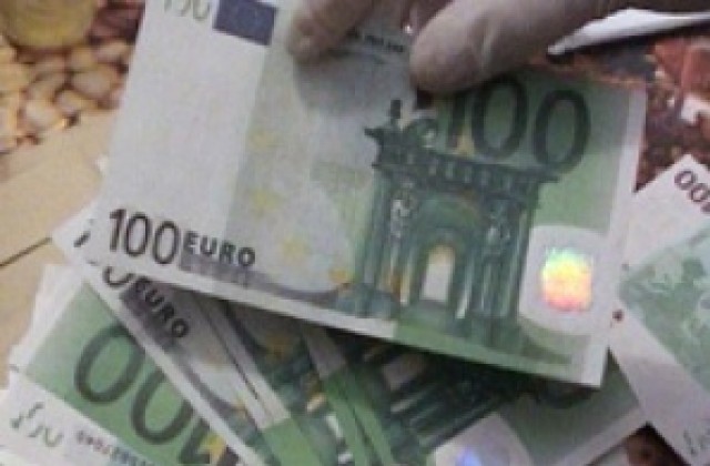 Възрастна жена от Казанлък стана жертва на валутна измама
