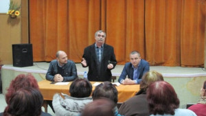 Иван Портних Демир Георгиев има моята пълна подкрепа за да