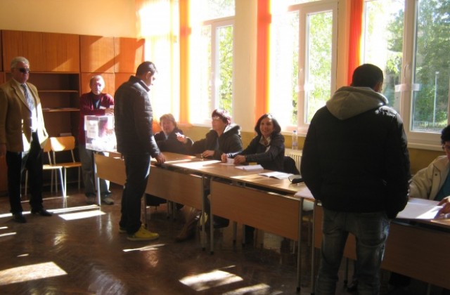 Жалба до ОИК Дупница и Районна прокуратура за масово купуване на гласове