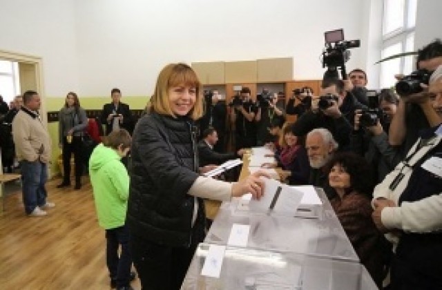 Фандъкова: Надявам се повече хора да гласуват