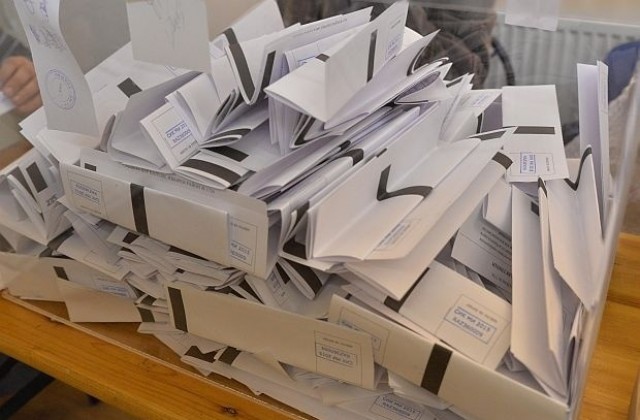 ГЕРБ с повече победи в София, Реформаторите спечелиха централни райони