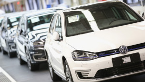 Фолксваген отстранява превантивно възможен дефект на коли продадени в Южна